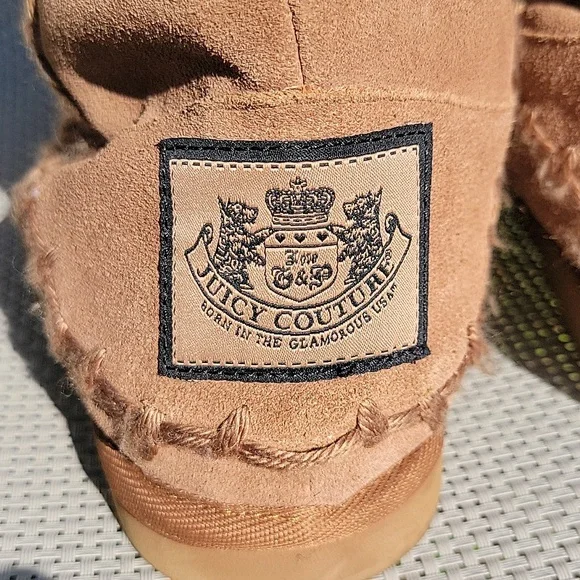 JUICY COUTURE SUEDE BOOTS - Picture 4 of 10